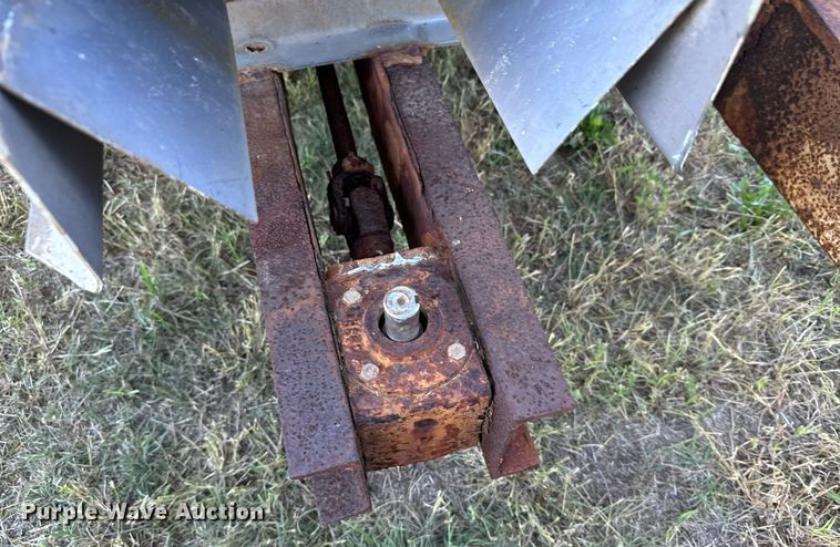 image for item DX3615 Spreader