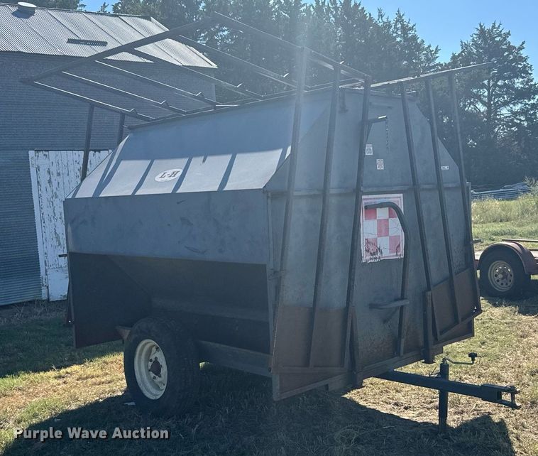 image for item DX3621 L-H creep feeder