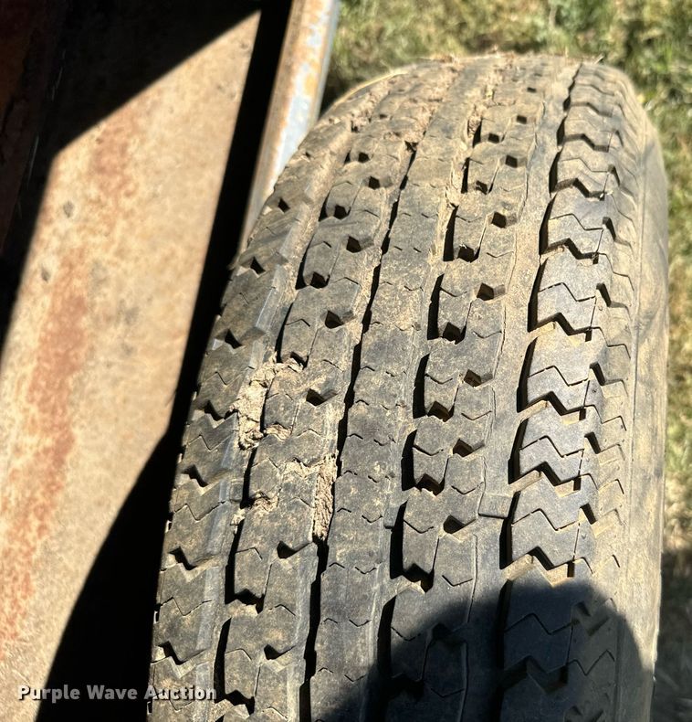 image for item DX3621 L-H creep feeder