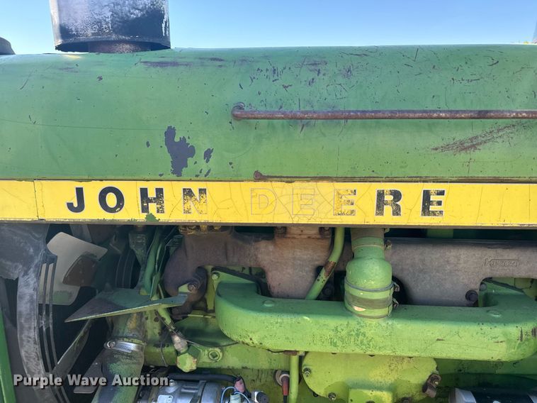 image for item DX3623 1981 John Deere 4430 tractor