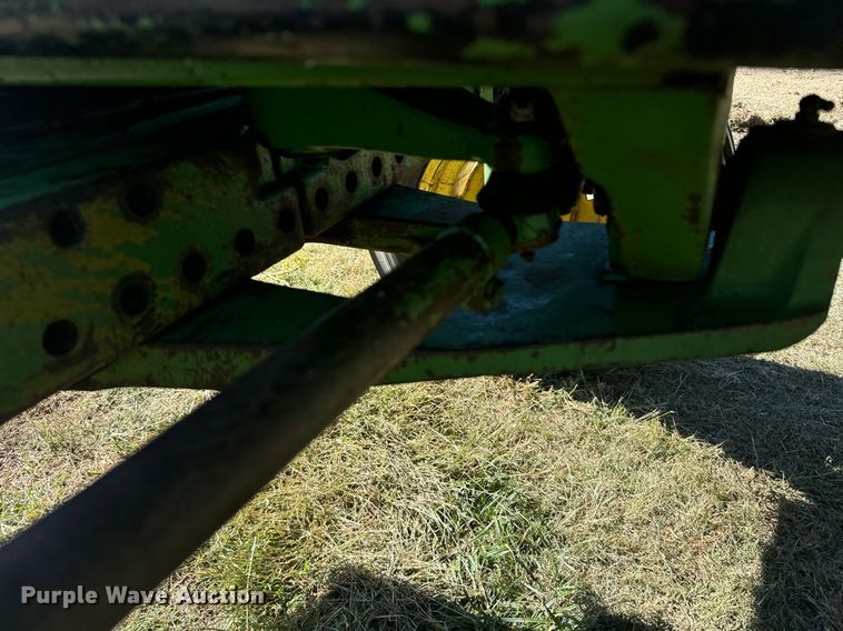 image for item DX3623 1981 John Deere 4430 tractor