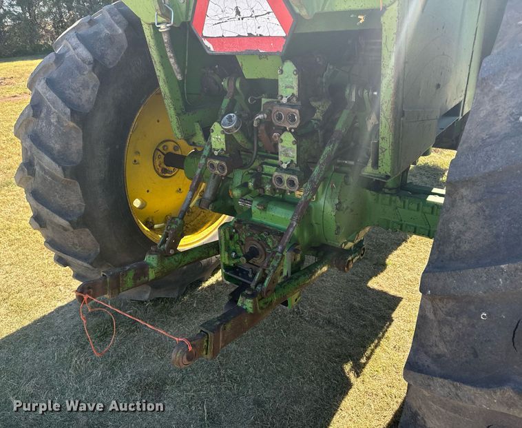 image for item DX3623 1981 John Deere 4430 tractor