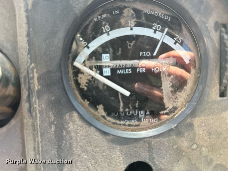 image for item DX3623 1981 John Deere 4430 tractor