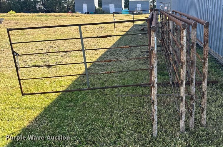 image for item DX3631 Fencing materials