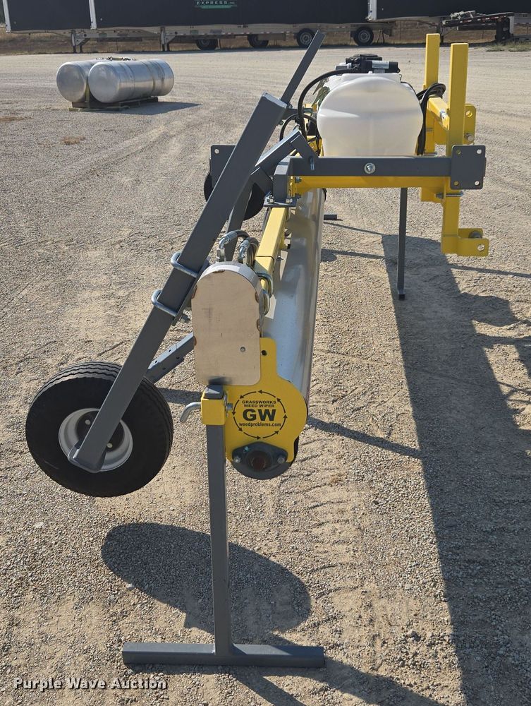 image for item EE7806 Grass Works weed wiper