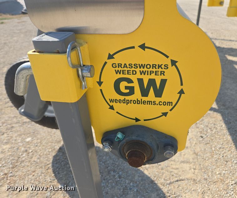 image for item EE7806 Grass Works weed wiper