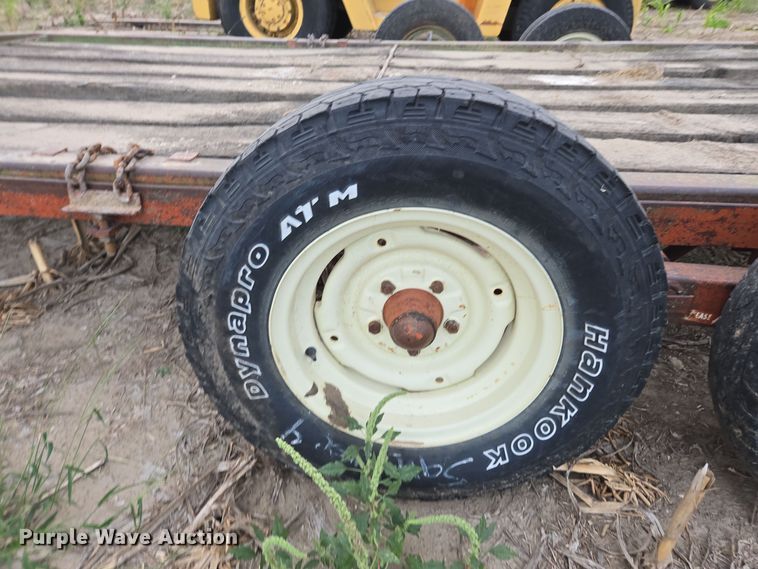 image for item EE7812 Donahue utility trailer