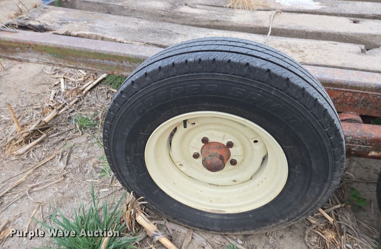 image for item EE7812 Donahue utility trailer