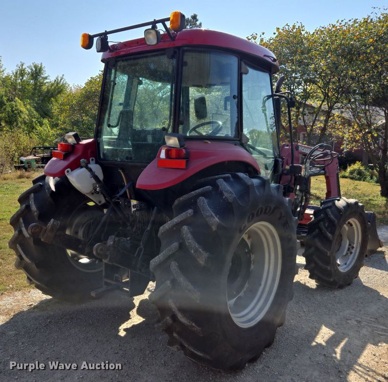 image for item EE7823 2003 Case 90 MFWD tractor