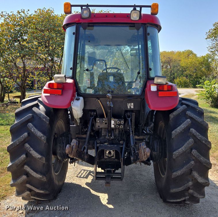 image for item EE7823 2003 Case 90 MFWD tractor