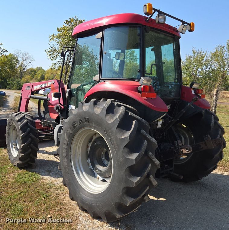 image for item EE7823 2003 Case 90 MFWD tractor