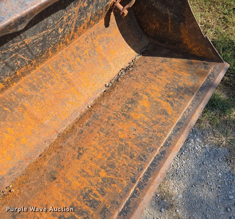 image for item EE7823 2003 Case 90 MFWD tractor