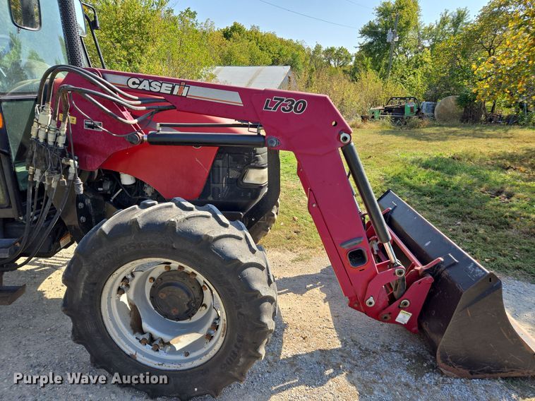 image for item EE7823 2003 Case 90 MFWD tractor