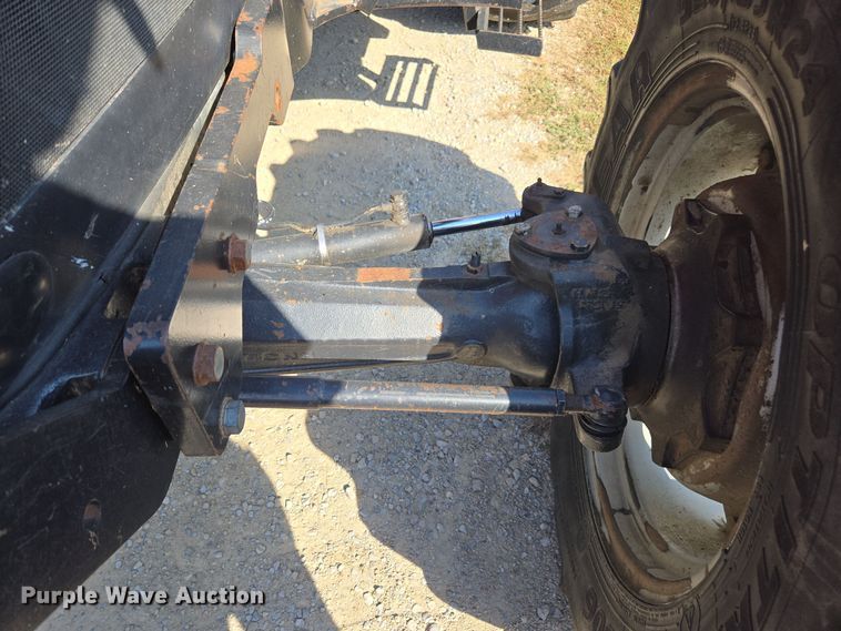 image for item EE7823 2003 Case 90 MFWD tractor