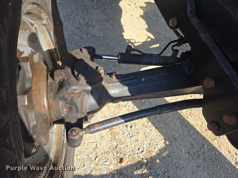 image for item EE7823 2003 Case 90 MFWD tractor