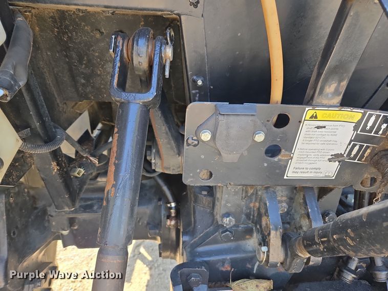 image for item EE7823 2003 Case 90 MFWD tractor