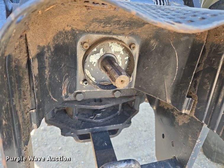 image for item EE7823 2003 Case 90 MFWD tractor