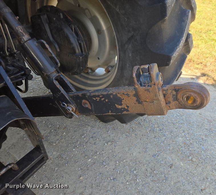 image for item EE7823 2003 Case 90 MFWD tractor