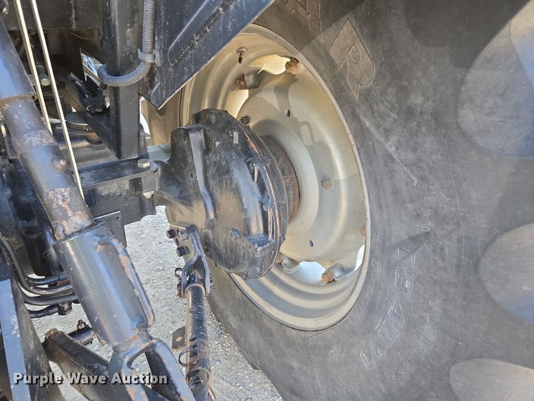 image for item EE7823 2003 Case 90 MFWD tractor