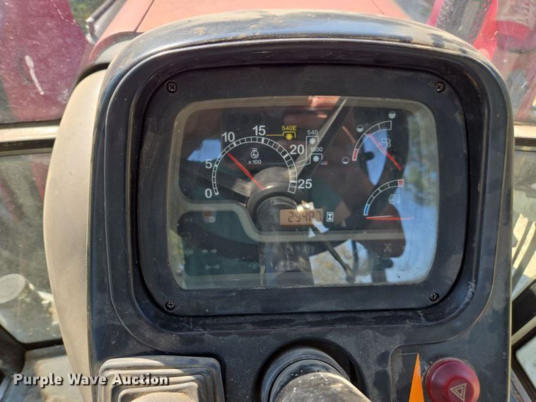 image for item EE7823 2003 Case 90 MFWD tractor