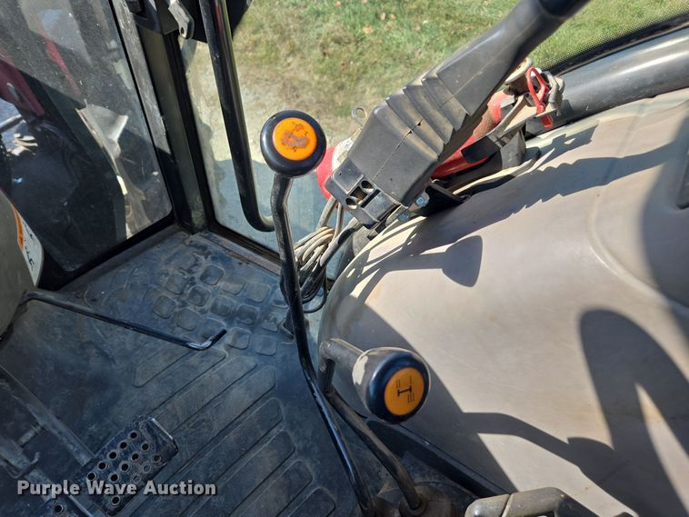 image for item EE7823 2003 Case 90 MFWD tractor