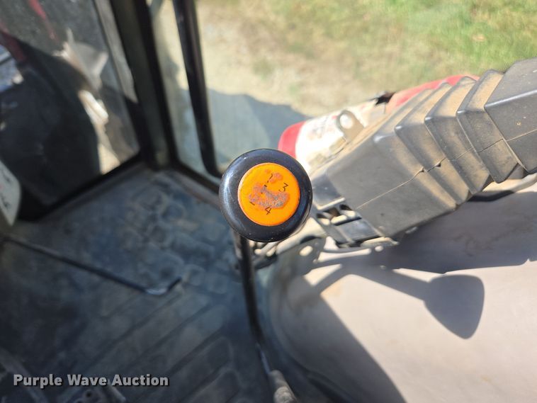 image for item EE7823 2003 Case 90 MFWD tractor