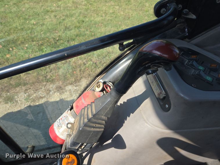 image for item EE7823 2003 Case 90 MFWD tractor