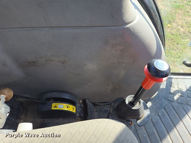 image for item EE7823 2003 Case 90 MFWD tractor