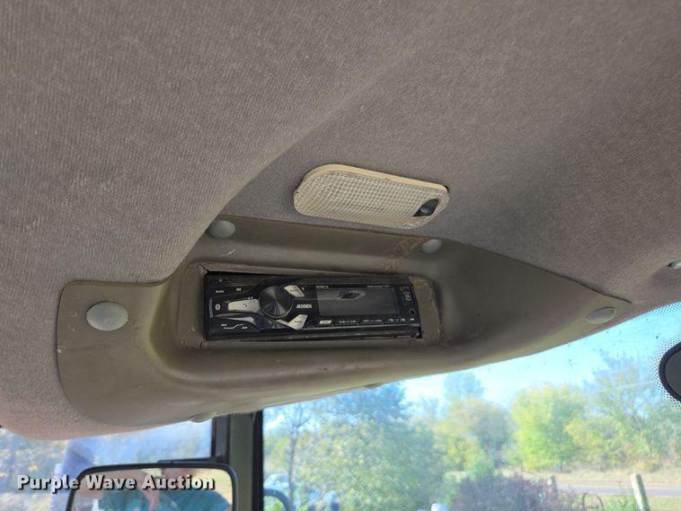 image for item EE7823 2003 Case 90 MFWD tractor