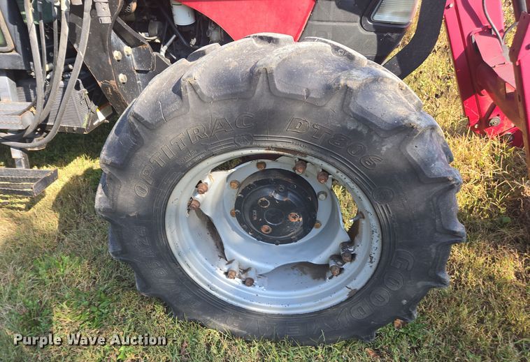 image for item EE7823 2003 Case 90 MFWD tractor