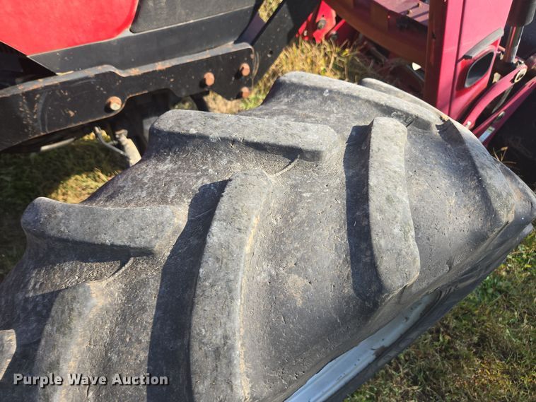 image for item EE7823 2003 Case 90 MFWD tractor