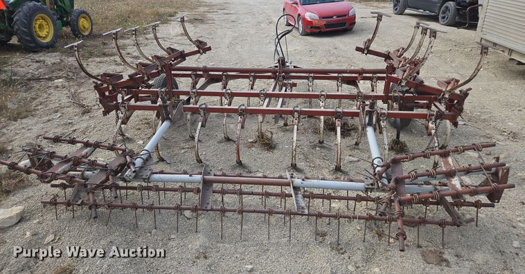 image for item EE7825 International Harvester 45 Cultivator field cultivator