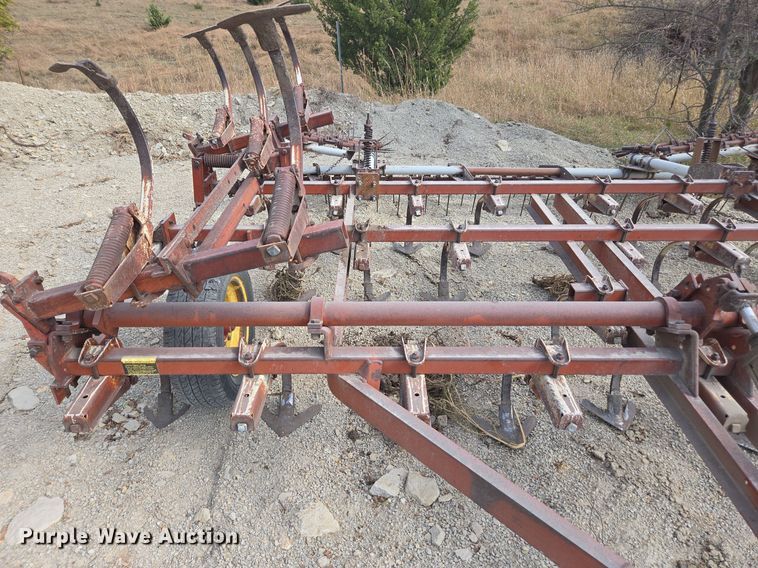 image for item EE7825 International Harvester 45 Cultivator field cultivator