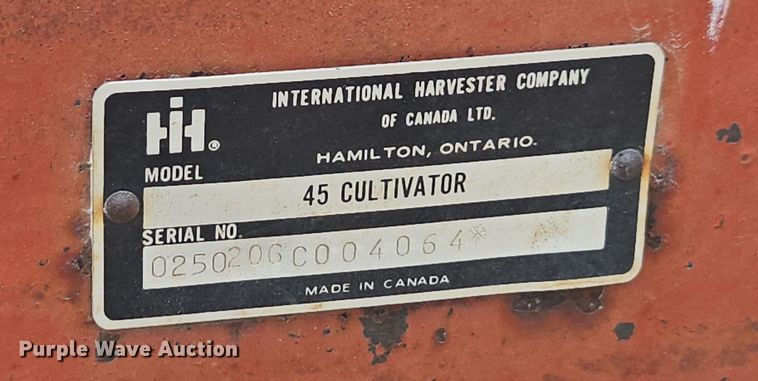 image for item EE7825 International Harvester 45 Cultivator field cultivator