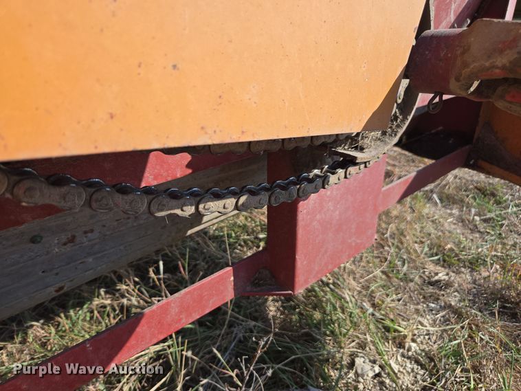 image for item EE7826 Kelly Ryan Feed-R-Wagon feed mixer