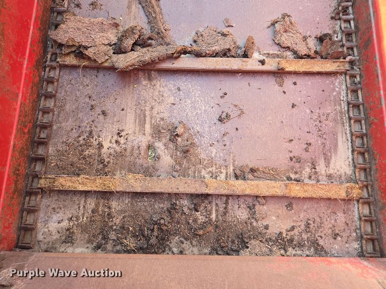 image for item EE7826 Kelly Ryan Feed-R-Wagon feed mixer