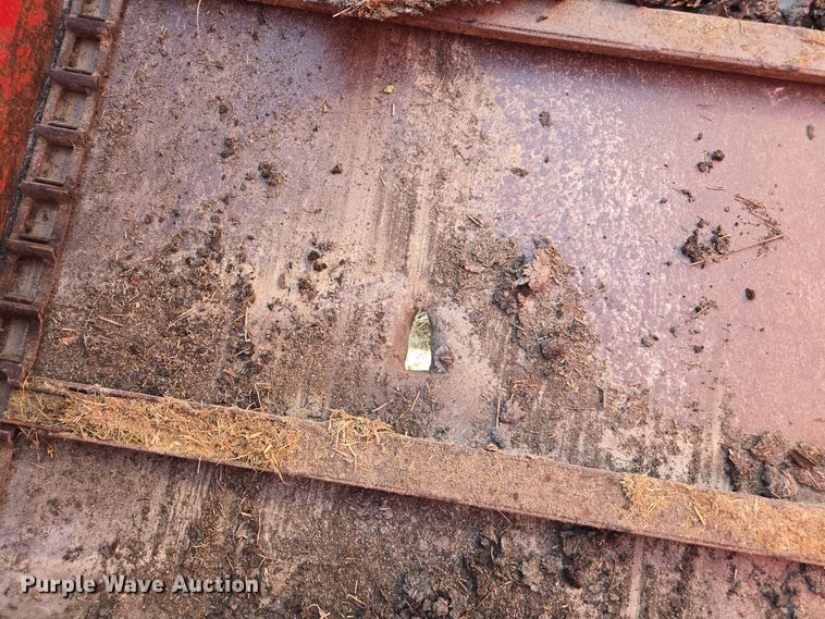 image for item EE7826 Kelly Ryan Feed-R-Wagon feed mixer