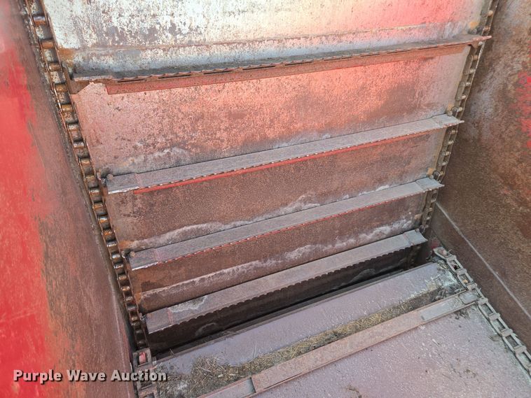 image for item EE7826 Kelly Ryan Feed-R-Wagon feed mixer