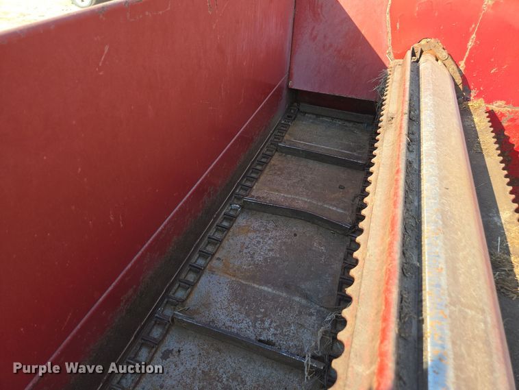 image for item EE7826 Kelly Ryan Feed-R-Wagon feed mixer