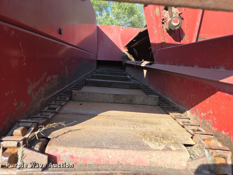 image for item EE7826 Kelly Ryan Feed-R-Wagon feed mixer