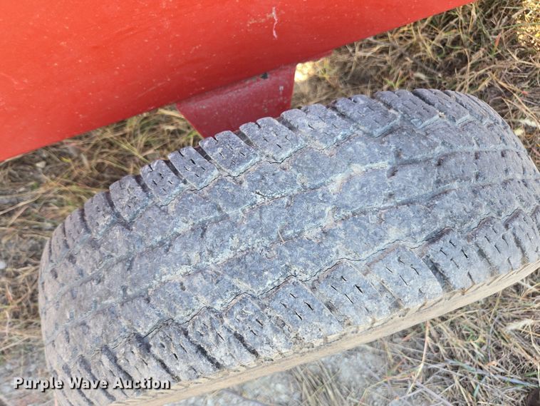 image for item EE7826 Kelly Ryan Feed-R-Wagon feed mixer