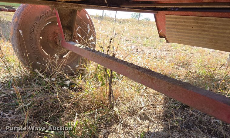 image for item EE7826 Kelly Ryan Feed-R-Wagon feed mixer