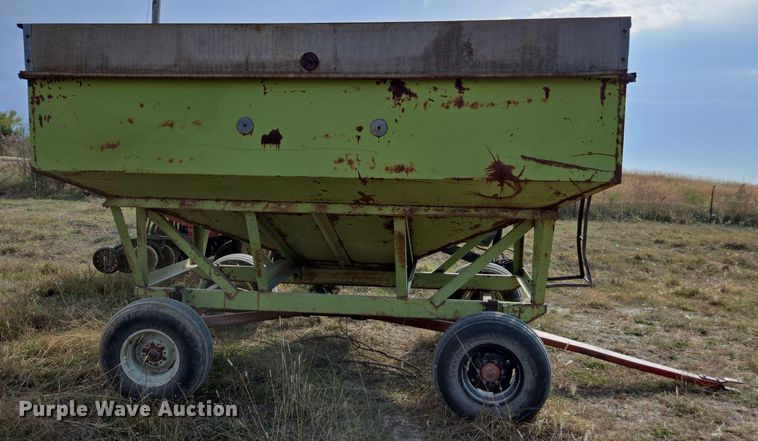 image for item EE7827 Parker gravity wagon