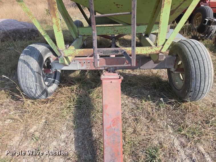 image for item EE7827 Parker gravity wagon