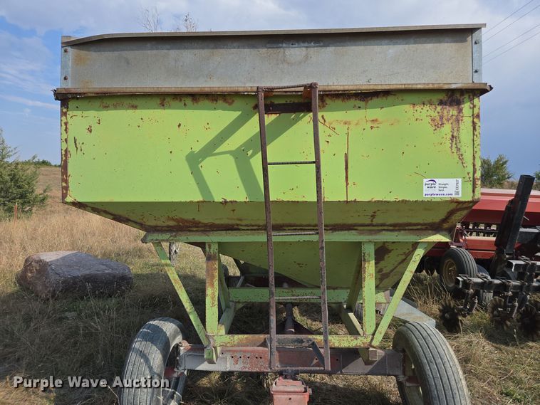 image for item EE7827 Parker gravity wagon