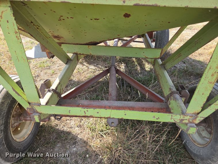 image for item EE7827 Parker gravity wagon