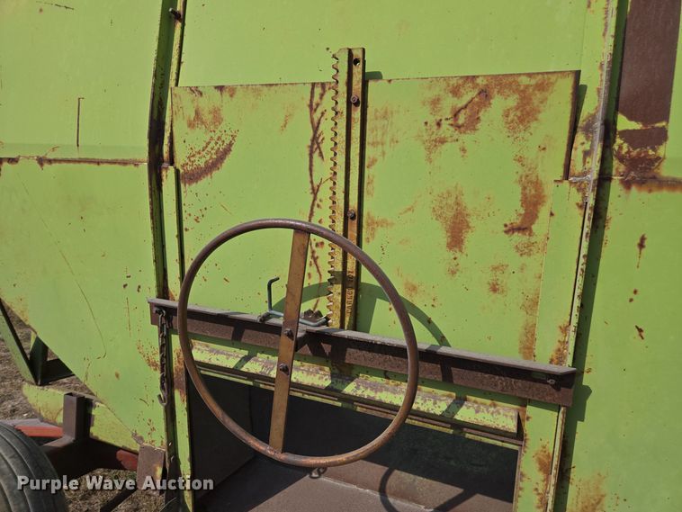 image for item EE7827 Parker gravity wagon