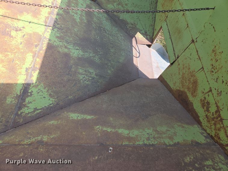 image for item EE7827 Parker gravity wagon