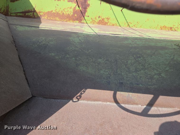 image for item EE7827 Parker gravity wagon