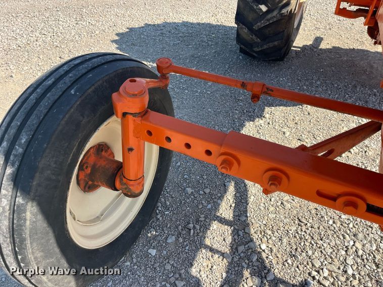 image for item EH2840 Allis Chalmers D14 tractor